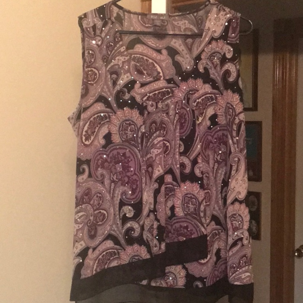 Sleeveless top